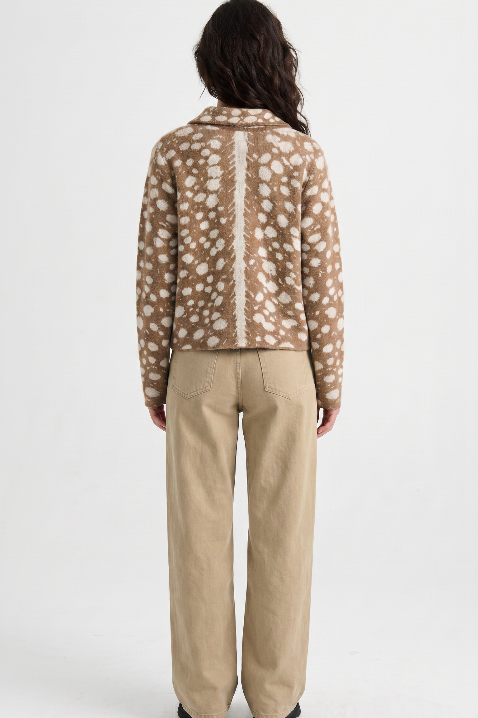 magnific_fullbody-back-view-of-the_XtMhhw5Bfo_1.png